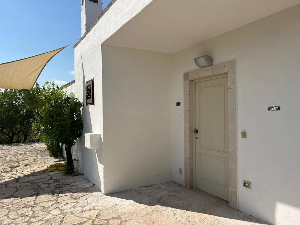 Casa Giuliveto - Charmantes Ferienhaus Mit Privatpool In Olivenhain أوستوني المظهر الخارجي الصورة