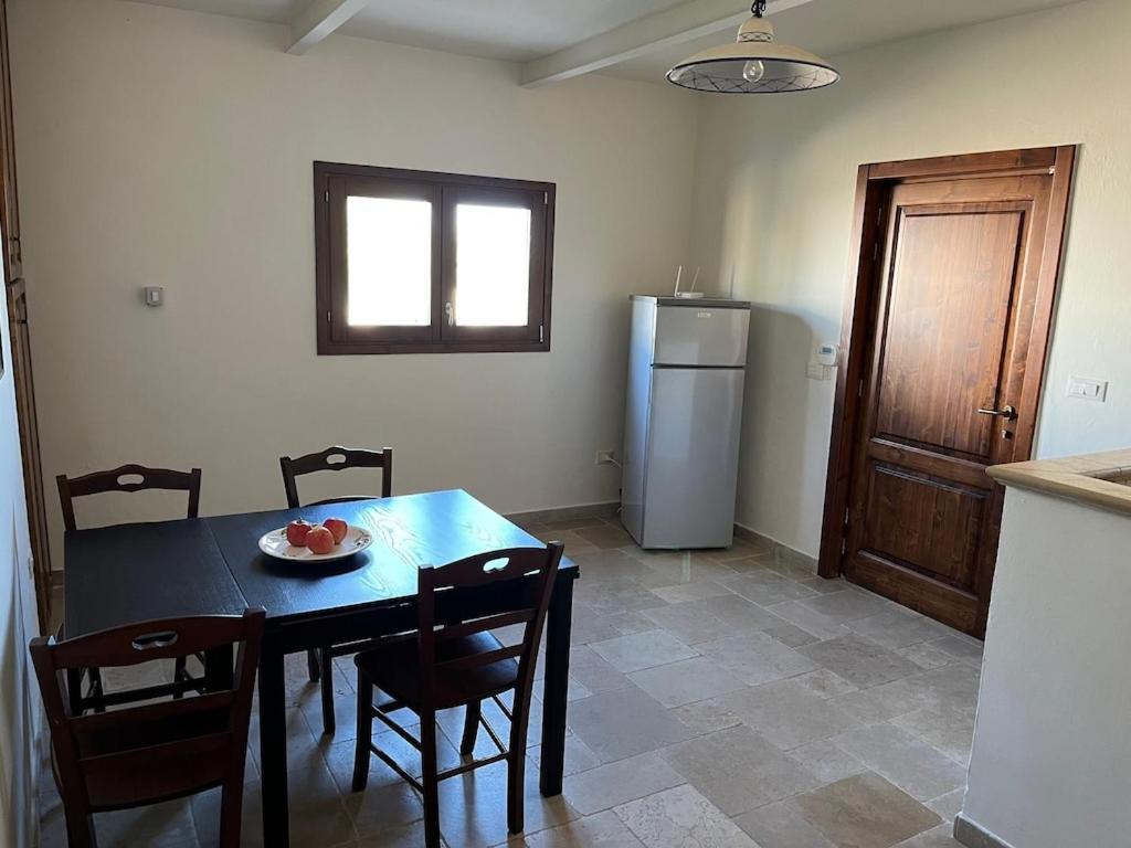 Casa Giuliveto - Charmantes Ferienhaus Mit Privatpool In Olivenhain أوستوني المظهر الخارجي الصورة